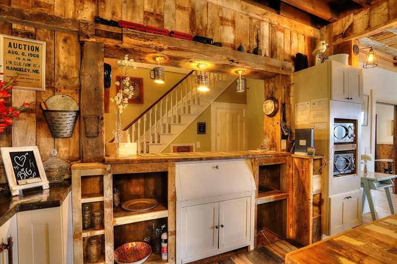 farmhouse interior kitchen